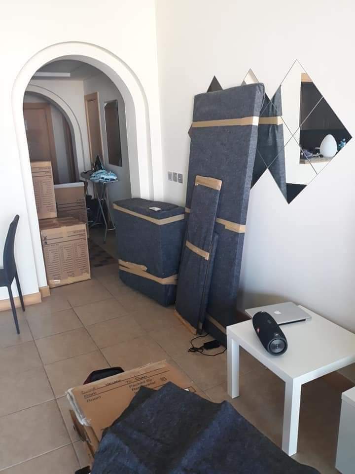 Expert Guide: Assembling and Dismantling Furniture for a Safe Move